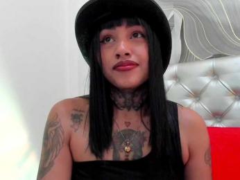 Darklunaa webcam model stream image