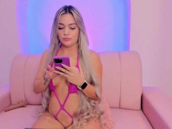 milaowens webcam bongacams model stream image