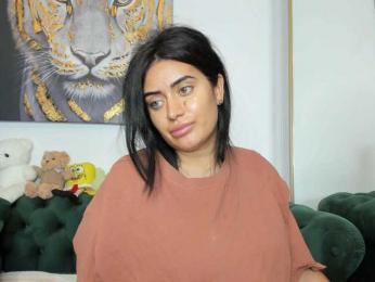 AnnaKarin webcam model stream image