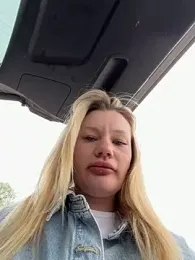 justmilaa webcam stripchat model stream image