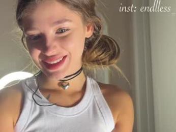 endlessmia webcam model stream image
