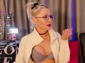 Milforja webcam model stream image