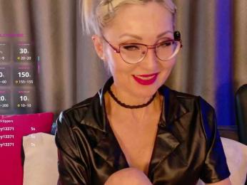 Milforja webcam model stream image