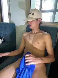 HarryGaze webcam model stream image