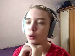 otilialingerfelter webcam model stream image