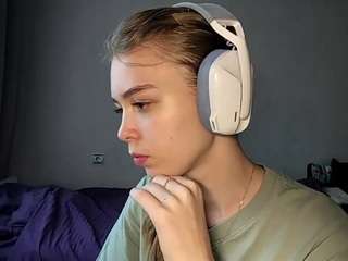 otilialingerfelter webcam model stream image