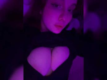 Molly-and-Ewa webcam model stream image