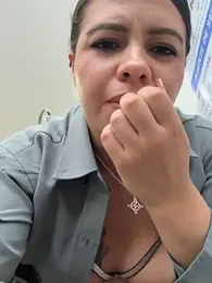 Ariana-07 webcam model stream image