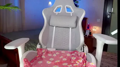 Kamila_icee webcam model stream image