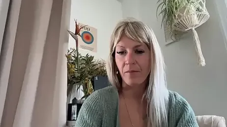 AtomBlondy webcam stripchat model stream image