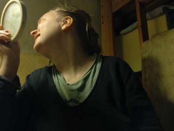 Frummi webcam bongacams model stream image