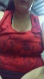 WineBee webcam model stream image