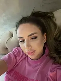 AshleySinn webcam model stream image