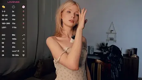 LaureMestler webcam stripchat model stream image