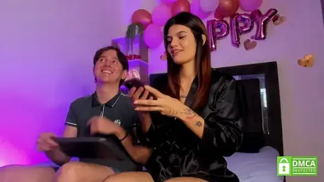 Mariana_and_Ronny webcam model stream image