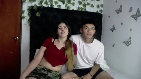 Isa_and_max05 webcam stripchat model stream image