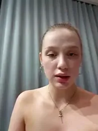 findwayout webcam stripchat model stream image