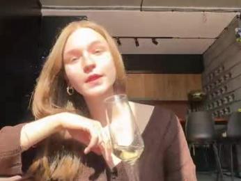 nloraaa webcam chaturbate model stream image