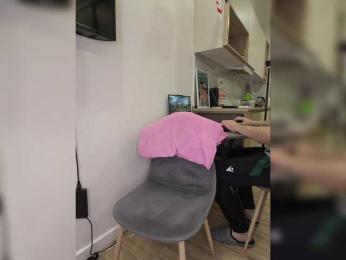 KissMyAss webcam model stream image