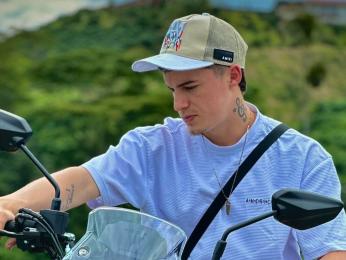 MaikolZuluaga webcam model stream image