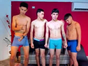 wallen_house webcam model stream image