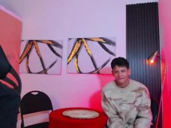 wallen_house webcam model stream image