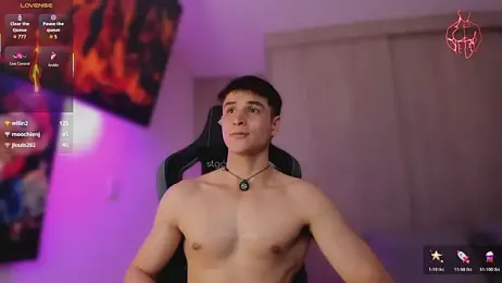 thomklein webcam stripchat model stream image