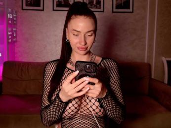 -moon-girl-18 webcam bongacams model stream image