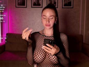 -moon-girl-18 webcam bongacams model stream image