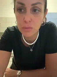 AmandaArt webcam stripchat model stream image