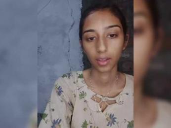 AlinaPopy webcam model stream image