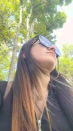 SarahRusso webcam cam4 model stream image