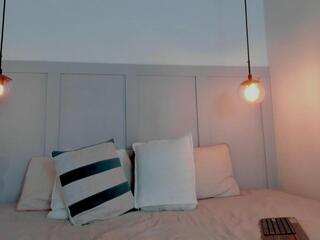 Mila Deline webcam flirt4free model stream image