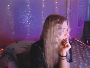 white_truffle webcam model stream image