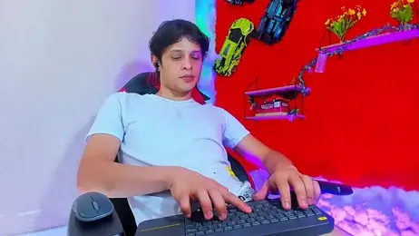 LilOwen_ webcam model stream image