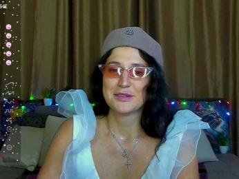 AliannaSoloKisses webcam bongacams model stream image