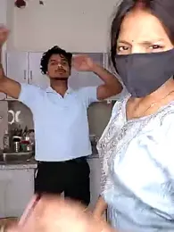 riya190 webcam model stream image