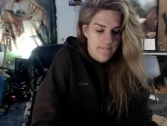 katiecutie_5 webcam chaturbate model stream image