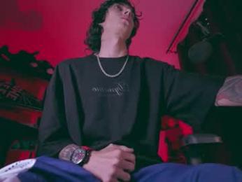 olliver___y webcam chaturbate model stream image