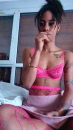 Pierreali webcam model stream image