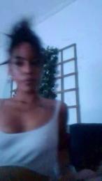 Pierreali webcam cam4 model stream image