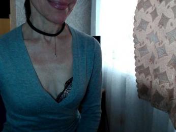 LadyL09 webcam bongacams model stream image