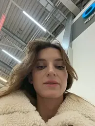 -AngelAri- webcam stripchat model stream image