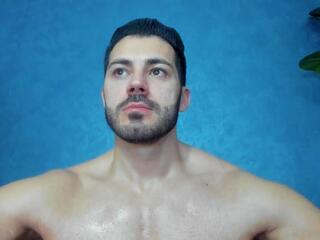 Cutler Q webcam model stream image