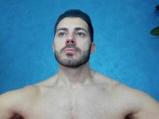 Cutler Q webcam model stream image