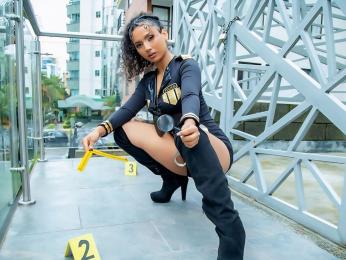 EmmaLower webcam model stream image