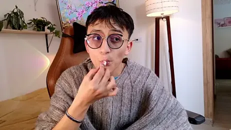 Sr_evann webcam stripchat model stream image