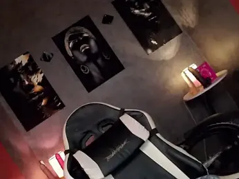 Madisson_hopper webcam model stream image