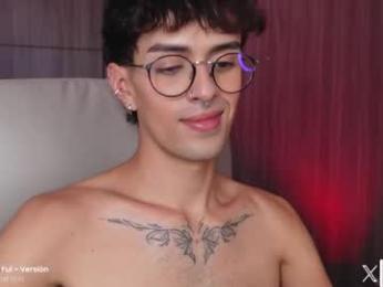 erisleon webcam chaturbate model stream image