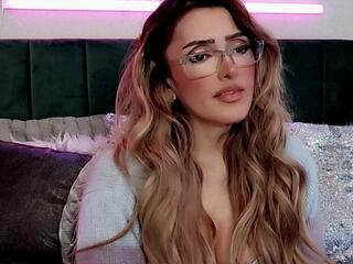 Skye Rhodes webcam flirt4free model stream image